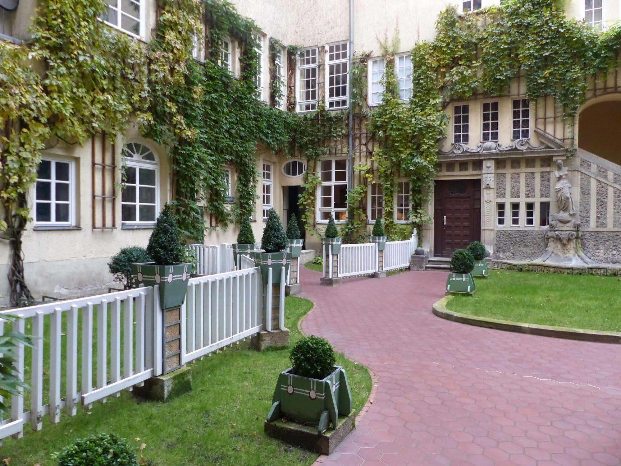 Hotel Pension Waizenegger am Kurfürstendamm Berlín Exterior foto